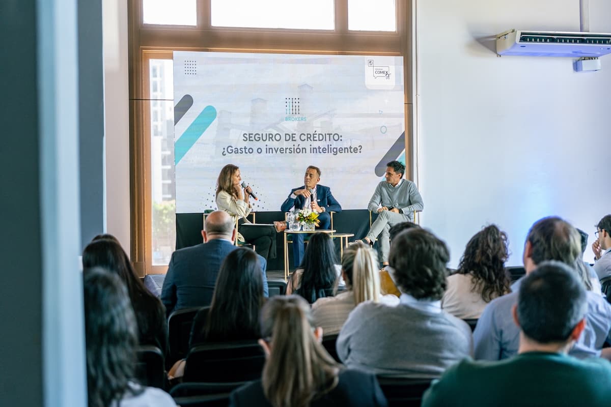 SEGURO DE CRÉDITO: ¿GASTO O INVERSIÓN INTELIGENTE? Testimonios que transforman la visión del Comex